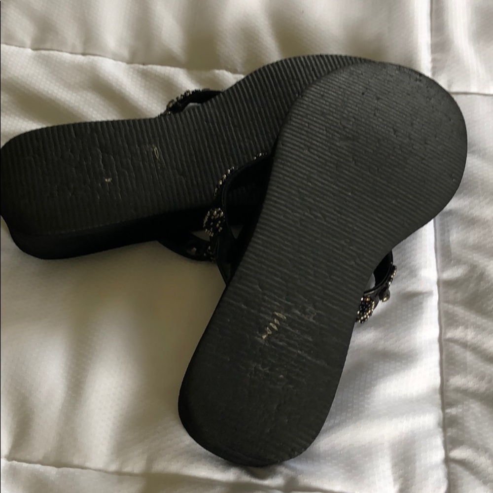 Women’s Black Wedge Sandal, size 6-6.5 - Picture 5 of 5
